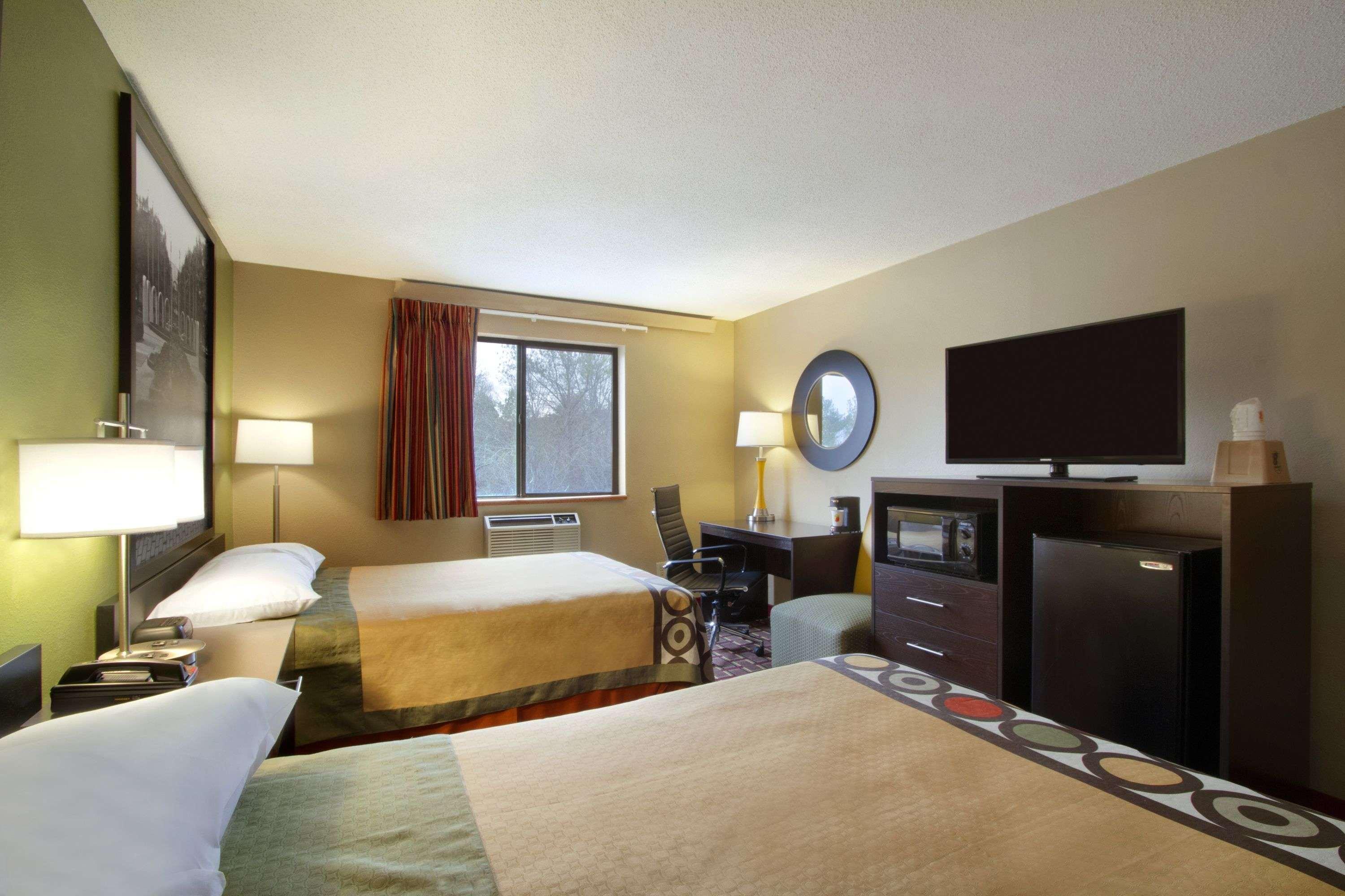 Super 8 By Wyndham Homewood Birmingham Area Екстер'єр фото