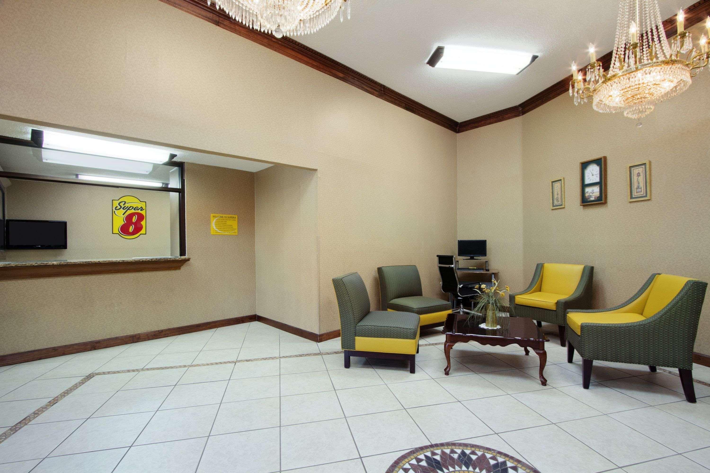 Super 8 By Wyndham Homewood Birmingham Area Екстер'єр фото