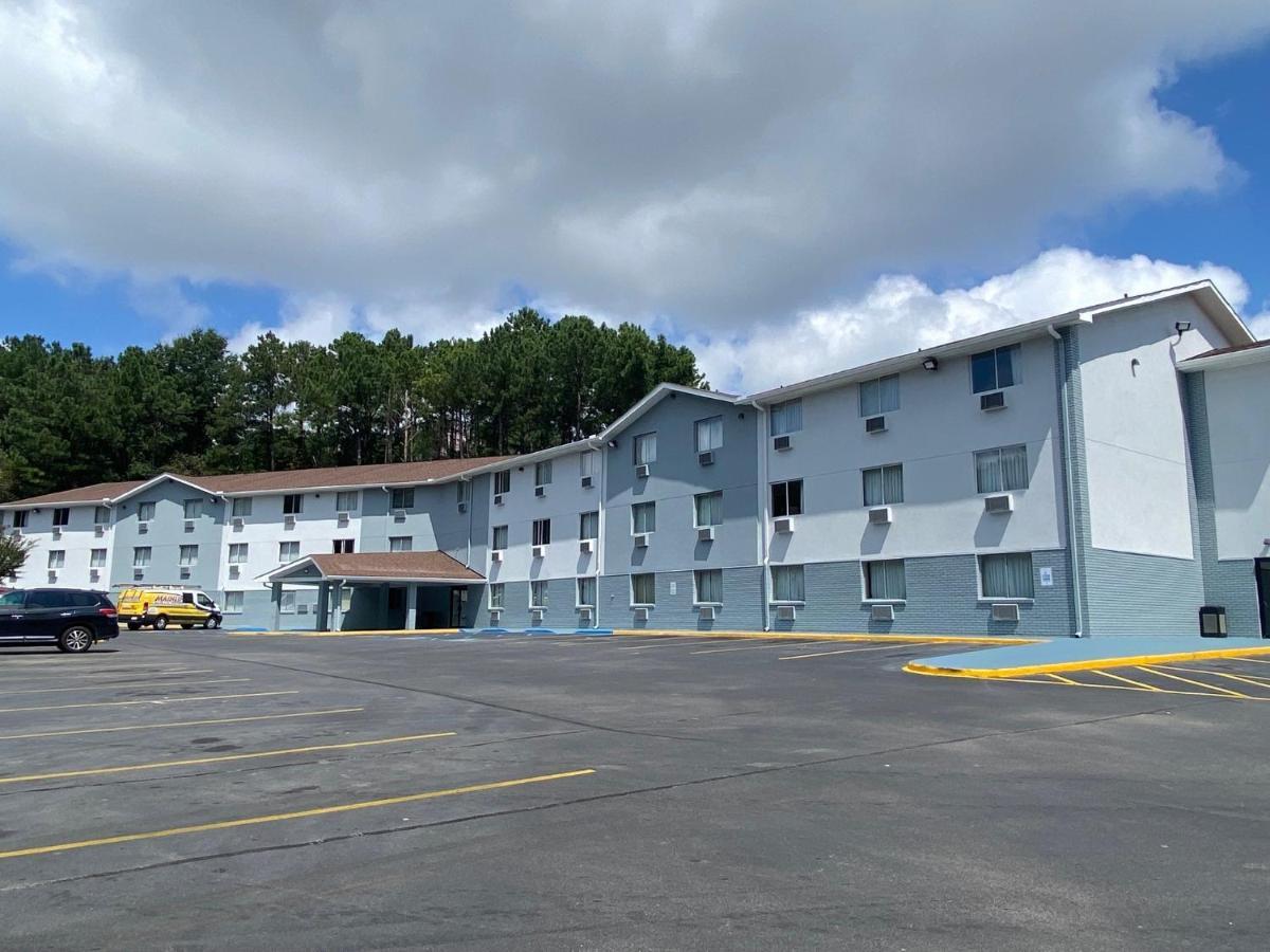Super 8 By Wyndham Homewood Birmingham Area Екстер'єр фото